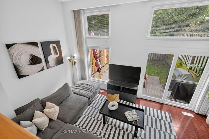 Photo 15 at 77 - 113 Wild Briar Way, Bayview Village, Toronto