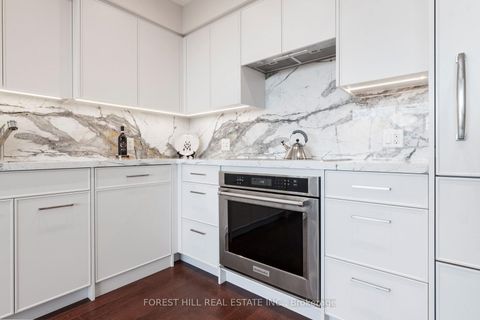 Photo 10 at 1401 - 500 Avenue Road, Casa Loma, Toronto