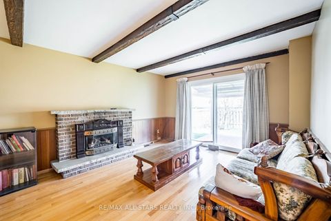Photo 14 at 57 Gloxinia Crescent, L'Amoreaux, Toronto