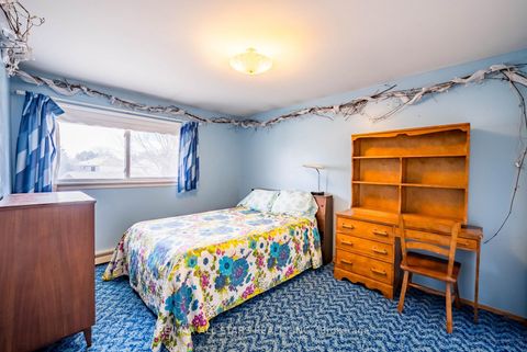 Photo 19 at 57 Gloxinia Crescent, L'Amoreaux, Toronto