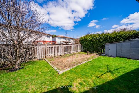 Photo 36 at 57 Gloxinia Crescent, L'Amoreaux, Toronto