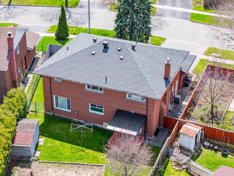 Photo 38 at 57 Gloxinia Crescent, L'Amoreaux, Toronto