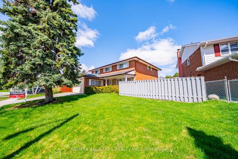 Photo 39 at 57 Gloxinia Crescent, L'Amoreaux, Toronto