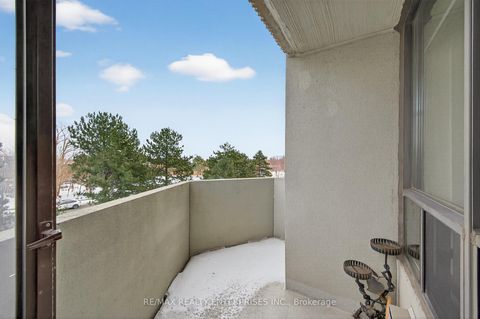 Photo 8 at A49 - 288 Mill Road, Markland Wood, Toronto