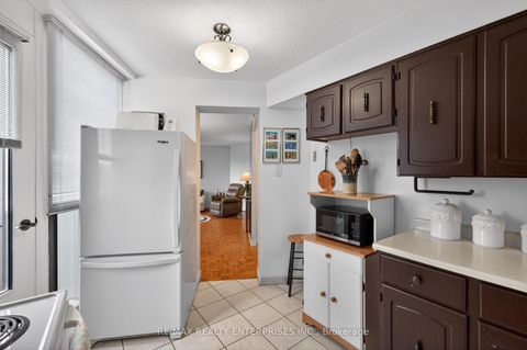 Photo 10 at A49 - 288 Mill Road, Markland Wood, Toronto