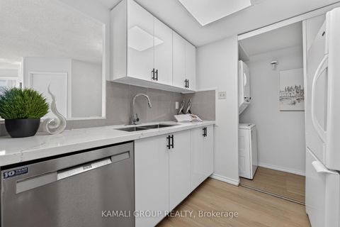 Photo 10 at 1126 - 3 Greystone Walk Drive, Kennedy Park, Toronto