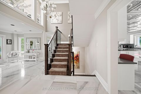 Photo 7 at 179 Ellis Avenue, Nobleton, King
