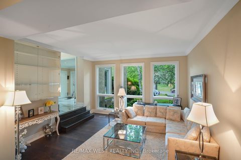 Photo 11 at 179 Ellis Avenue, Nobleton, King