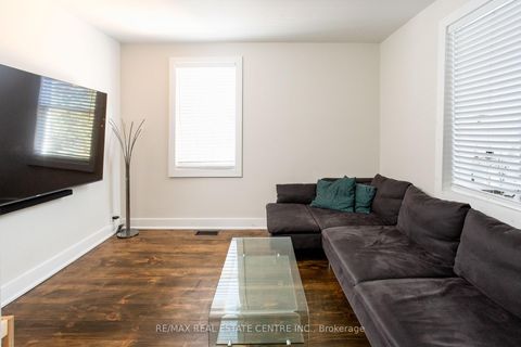 Photo 30 at 5 East John Street N, Cookstown, Innisfil