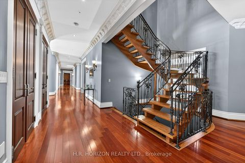 Photo 18 at 13045 Jane Street, King City, King