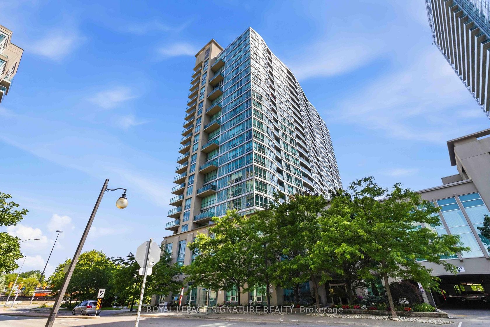 1812 - 185 Legion Road N, Mimico, Toronto photo number 2