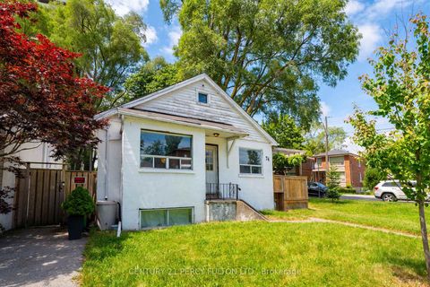 Photo 1 at 74 St. Dunstan Drive, Oakridge, Toronto