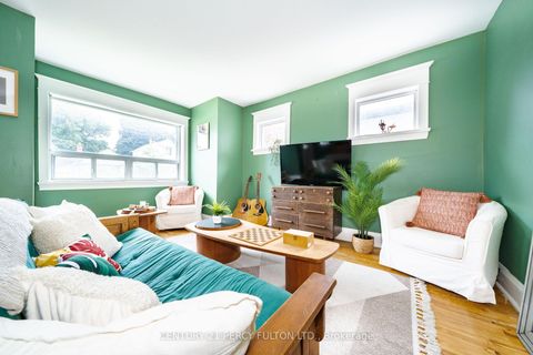 Photo 6 at 74 St. Dunstan Drive, Oakridge, Toronto