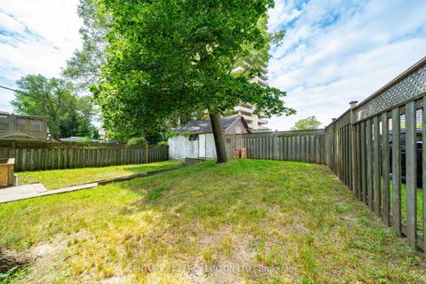 Photo 17 at 74 St. Dunstan Drive, Oakridge, Toronto