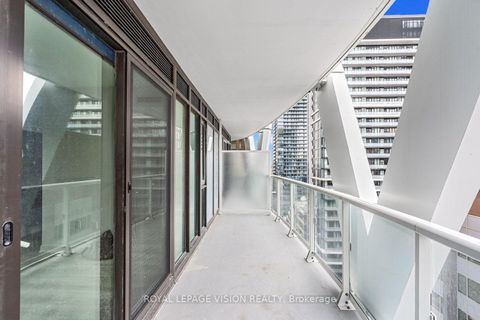 Photo 7 at 3113 - 230 Simcoe Street, Chinatown, Toronto