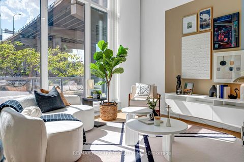 Photo 6 at TH12 - 20 Bruyeres Mews, Waterfront Communities C1, Toronto