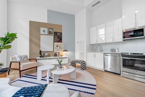 Photo 20 at TH12 - 20 Bruyeres Mews, Waterfront Communities C1, Toronto