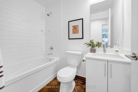 Photo 27 at TH12 - 20 Bruyeres Mews, Waterfront Communities C1, Toronto