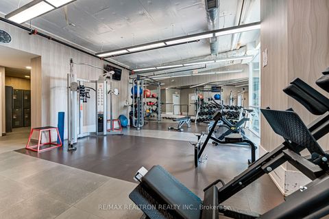 Photo 41 at TH12 - 20 Bruyeres Mews, Waterfront Communities C1, Toronto
