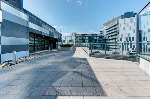 Photo 49 at TH12 - 20 Bruyeres Mews, Waterfront Communities C1, Toronto