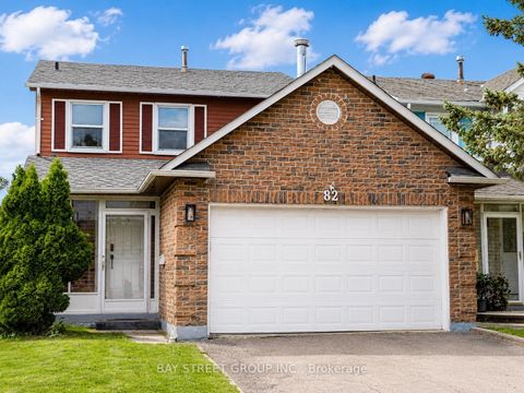 Photo 1 at 82 Radwell Crescent, Milliken, Toronto