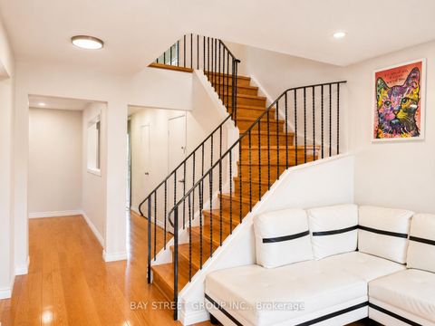 Photo 6 at 82 Radwell Crescent, Milliken, Toronto