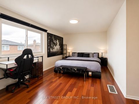 Photo 13 at 82 Radwell Crescent, Milliken, Toronto
