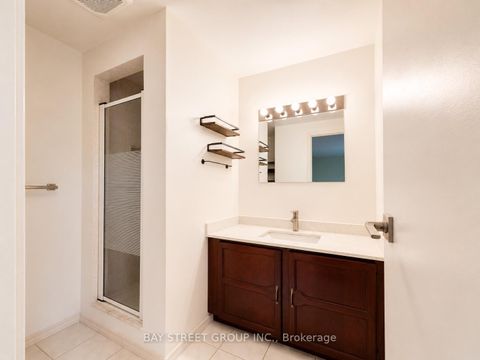 Photo 16 at 82 Radwell Crescent, Milliken, Toronto