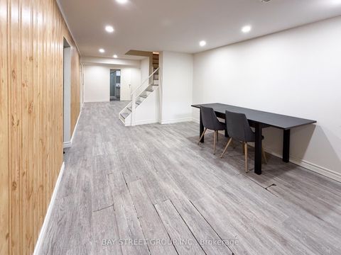 Photo 24 at 82 Radwell Crescent, Milliken, Toronto