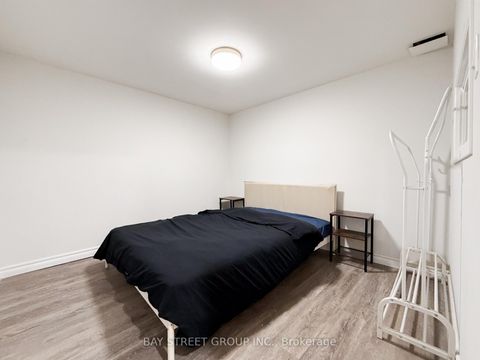Photo 28 at 82 Radwell Crescent, Milliken, Toronto