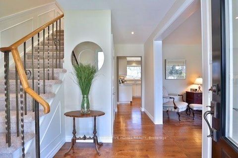 Photo 1 at 23 Whitefriars Drive, Donalda, Toronto