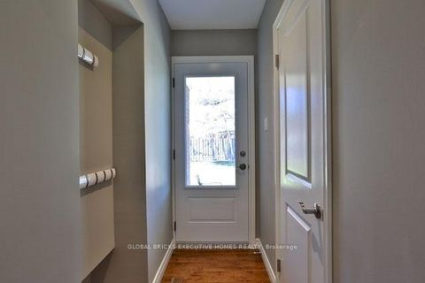 Photo 6 at 23 Whitefriars Drive, Donalda, Toronto