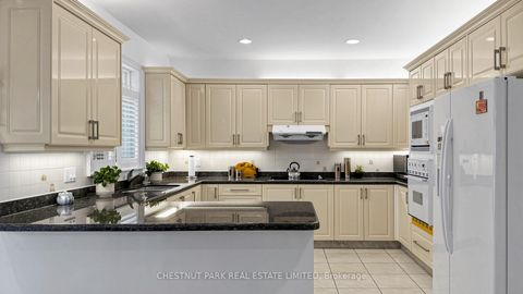 Photo 9 at 492 Ruth Avenue, Newtonbrook East, Toronto