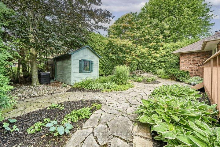 Photo 5 at 137 Samac Trail, Samac, Oshawa