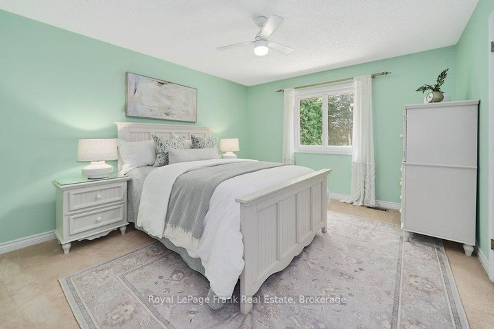 Photo 30 at 137 Samac Trail, Samac, Oshawa