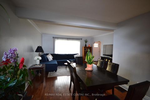 Photo 13 at 75 Cynthia Road, Smythe, Toronto