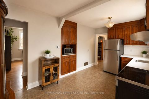 Photo 16 at 75 Cynthia Road, Smythe, Toronto
