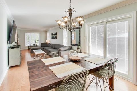 Photo 5 at 2 Chelway Road, Woburn, Toronto