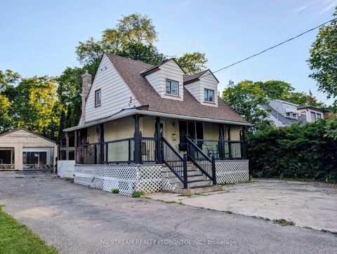 Photo 1 at 34 Fairwood Crescent, West Hill, Toronto