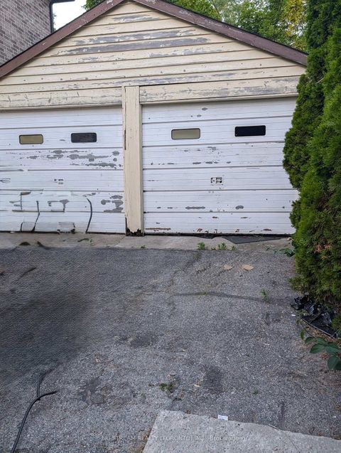 Photo 11 at 34 Fairwood Crescent, West Hill, Toronto