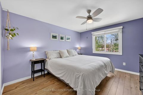 Photo 12 at 5 Atwood Court, Letitia Heights, Barrie