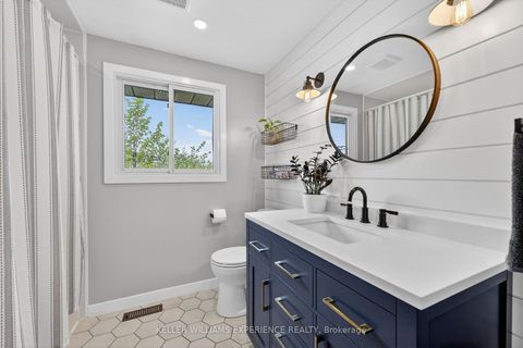 Photo 17 at 5 Atwood Court, Letitia Heights, Barrie