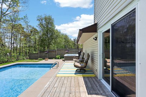 Photo 23 at 5 Atwood Court, Letitia Heights, Barrie