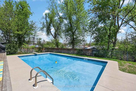 Photo 24 at 5 Atwood Court, Letitia Heights, Barrie