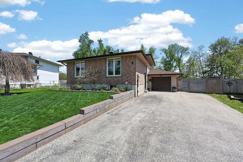 Photo 33 at 5 Atwood Court, Letitia Heights, Barrie