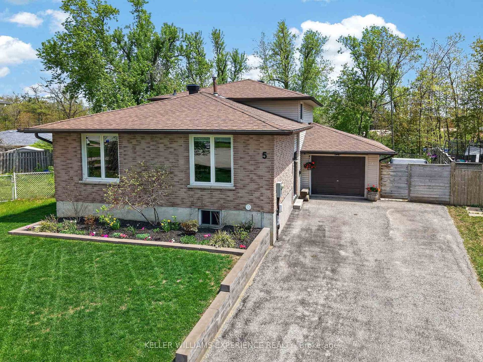 5 Atwood Court, Letitia Heights, Barrie photo 5