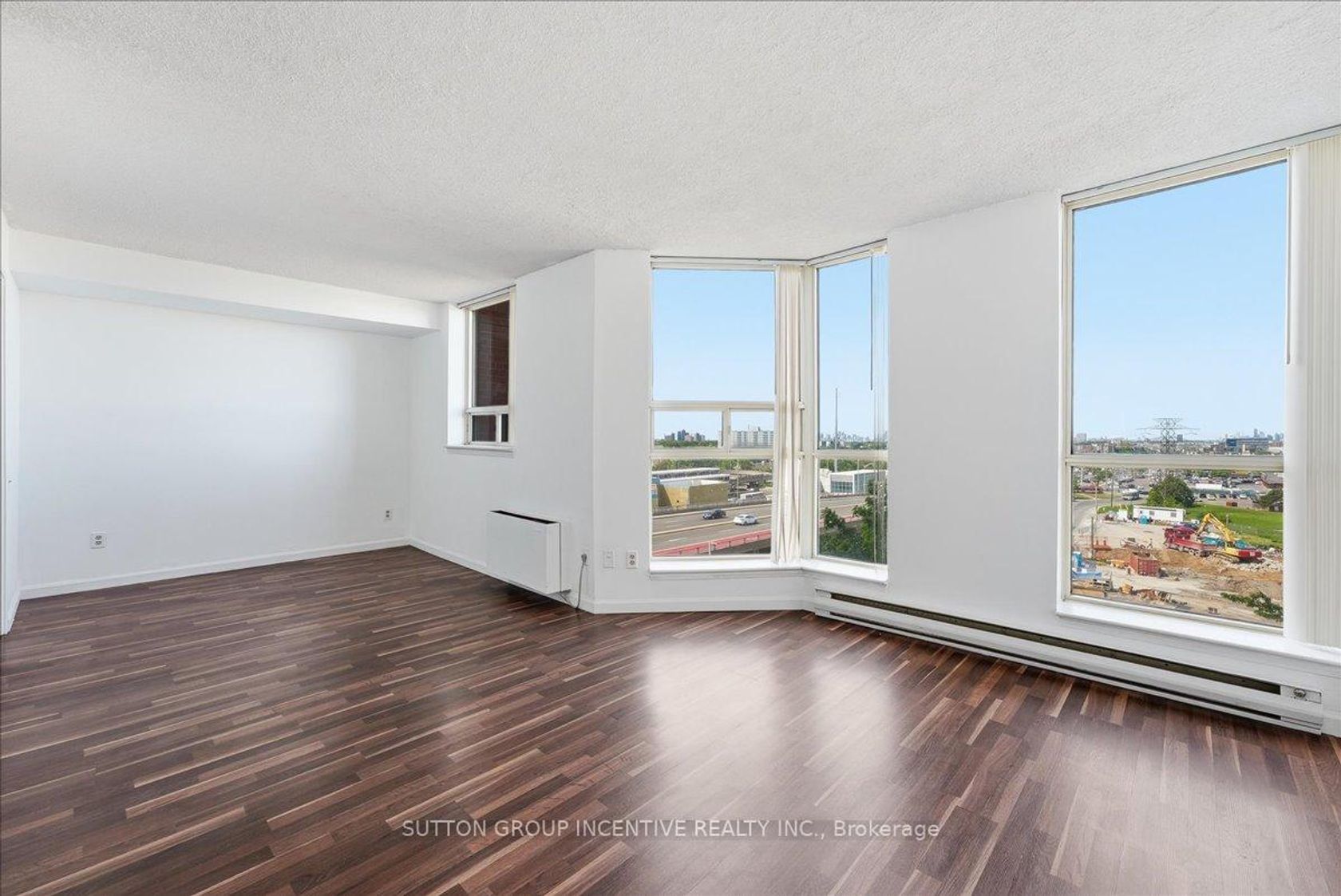 817 - 2460 Eglinton Avenue E, Eglinton East, Toronto 