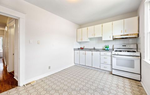 Photo 15 at 222 Melita Avenue, Wychwood, Toronto
