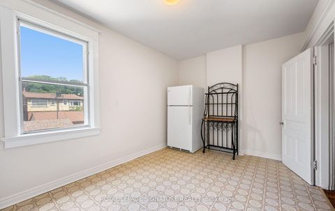 Photo 16 at 222 Melita Avenue, Wychwood, Toronto