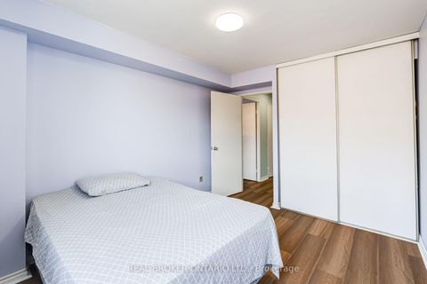 Photo 18 at 402 - 4060 Lawrence Avenue E, West Hill, Toronto